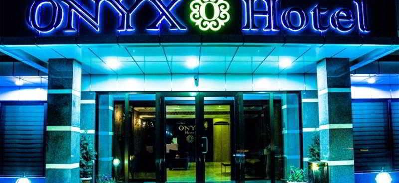 Onyx Hotel ビシュケク エクステリア 写真